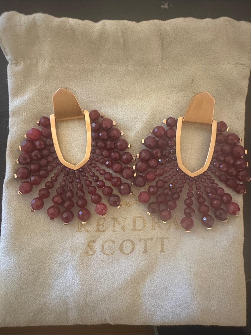 Kendra Scott Fan Drop Earrings in Burgundy and Gold